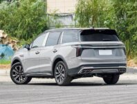 Hongqi HS7 II